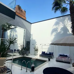 bnb-riad-vip.marrakeshhotelsmorocco.com/