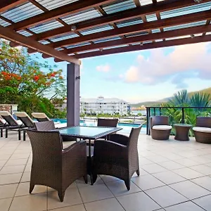 At Waterfront Whitsunday Retreat - Adults Only 4*, Airlie Beach Australia